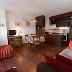 Apartament Avec Vue Mont Blanc, Parking Et Animaux Admis - Fr-1-517-35 *